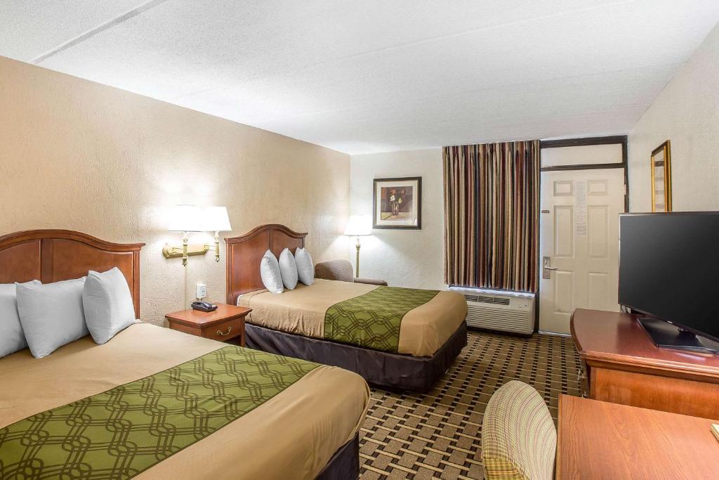 Room image 4